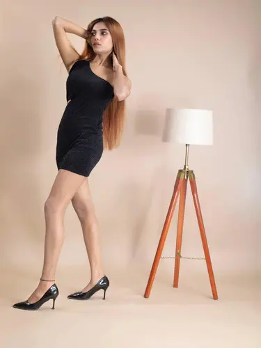 BLACK SIDE CUT METALLIC BODYCON DRESS