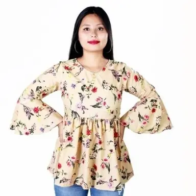 MATELLIC FLOWER PRINT TOP
