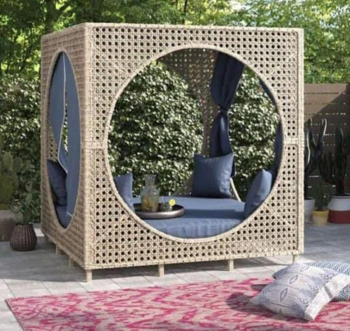 Outdoor Wicker Daybed